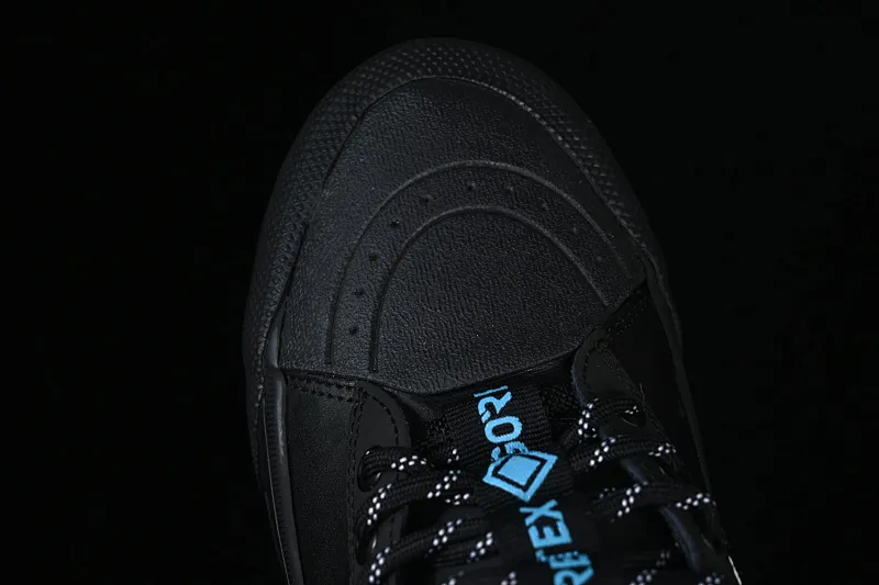 All categories Vans Vans series Vans Hi Vans high-top Vans Sk8-Hi Gore Te Outdoor adventure series round-toe lace-up high-top outdoor functional casual shoes VN0A5I11A0D